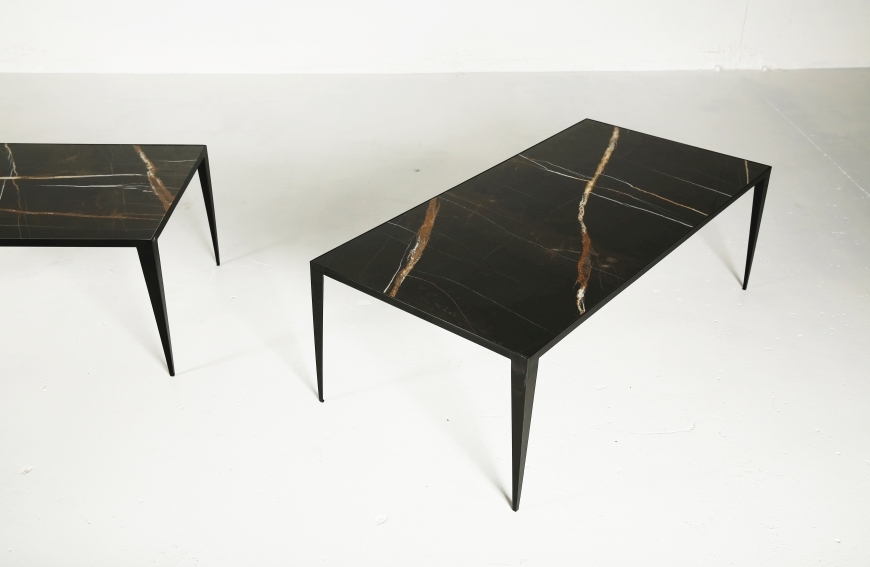 table basse, métal noir et marbre noir, taille standard